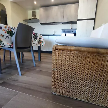 아파트 San Teodoro - Veranda Panoramica, Tetto Legno Bianco E Vista Mare - Wifi E Clima
